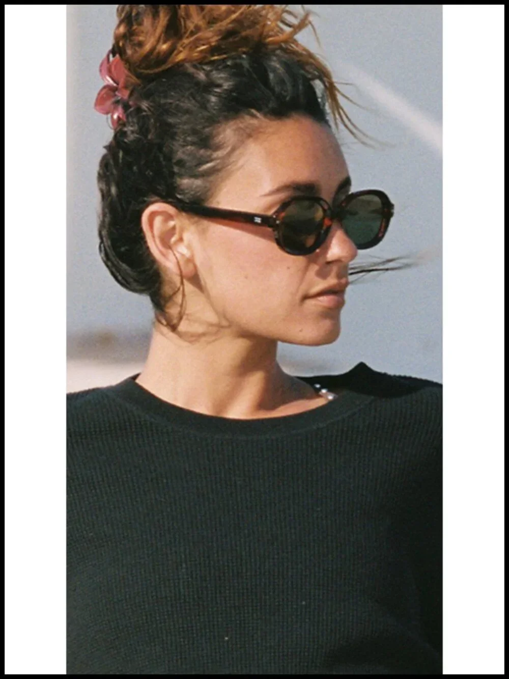 Retro Trendy Oval Round Polarized Sunglasses with UV400 Protection